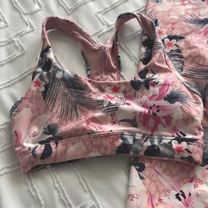 Tropical floral leggings and bra set